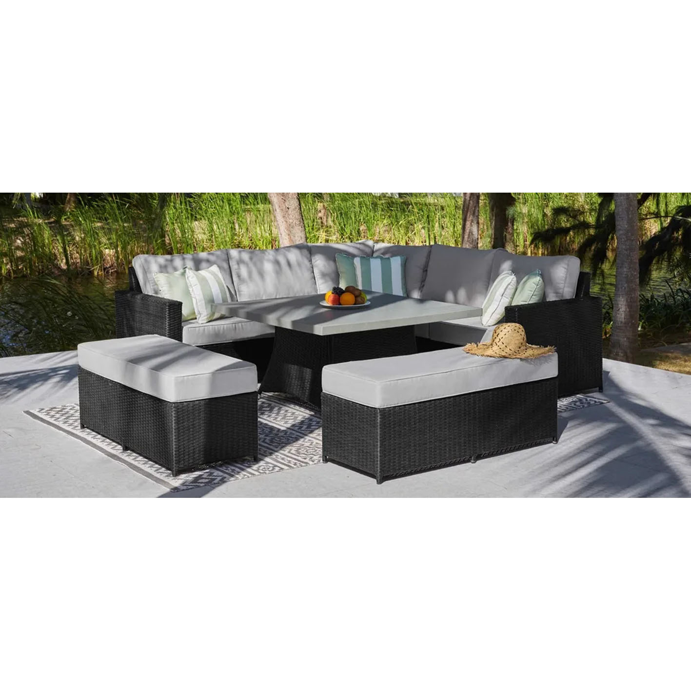 HALO 1M - CORNER SOFA AND CONCRETE COFFEE TABLE